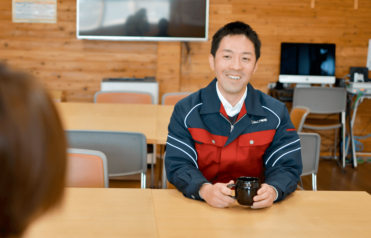 男性社員の写真