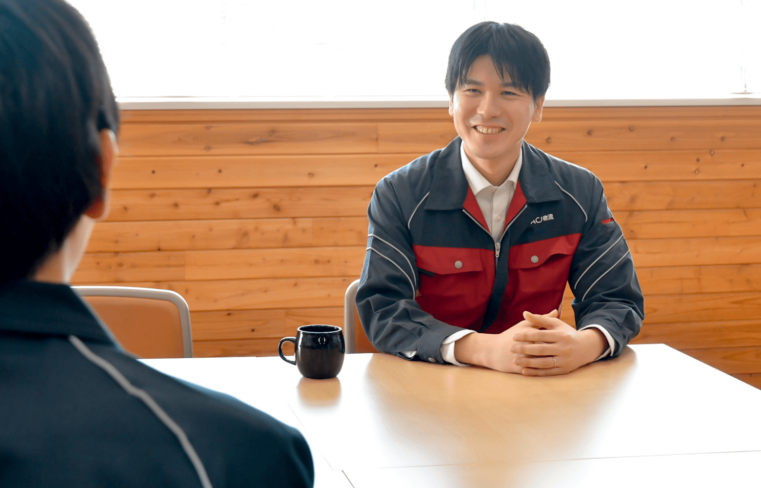 男性社員の写真